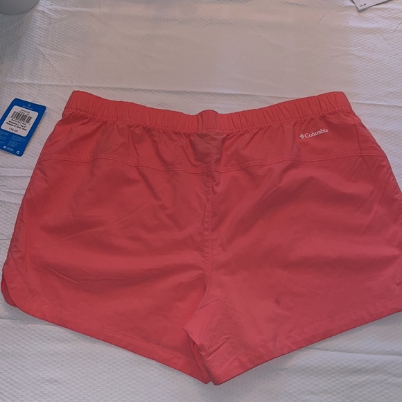 NWT Columbia Blossom Bay Shorts - Picture 2 of 5